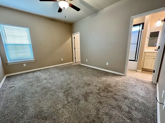 892 W Hughes St — Photo 12