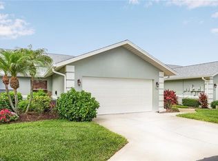 1744 Royal Cir #1102, Naples, FL 34112
