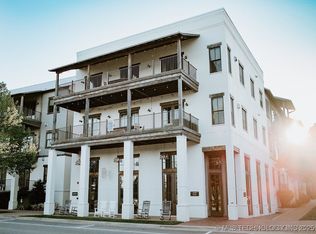 29 Water St #2, Eufaula, OK 74432