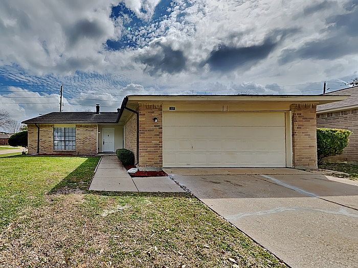 1st image of 6646 Loch Langham Dr