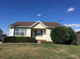 324 Pioneer Dr, Oak Grove, KY 42262