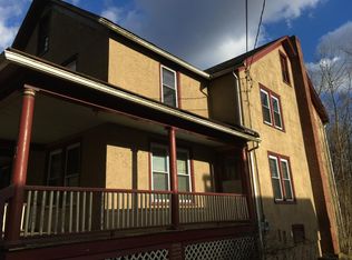 11 High St #B, Blairstown, NJ 07825