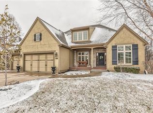 16837 Melrose St, Overland Park, KS 66221