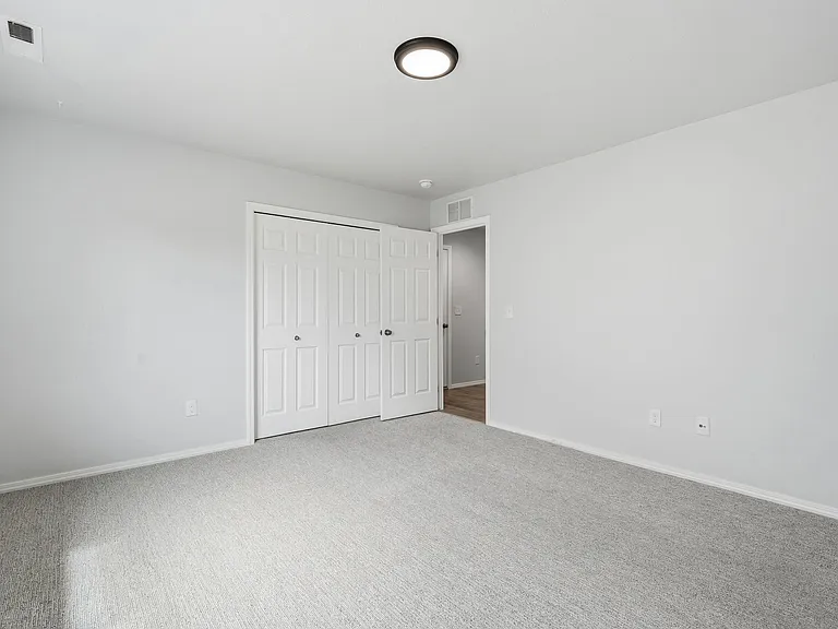 406 Hildago Way — Photo 33
