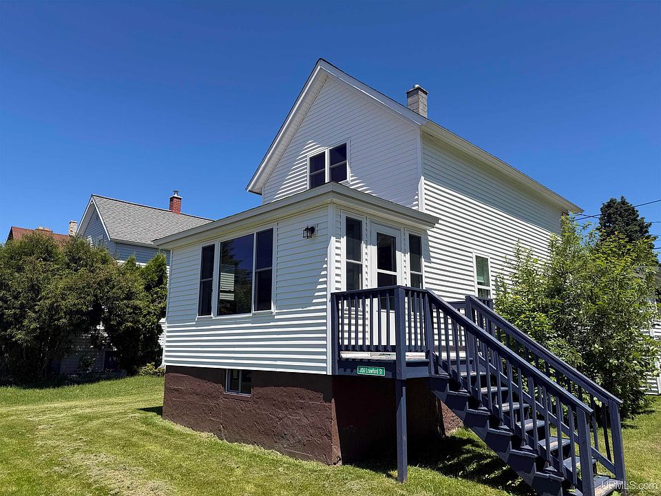 1st image of 306 Crawford St