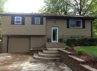 420 Van Buren St, Bennet, NE 68317