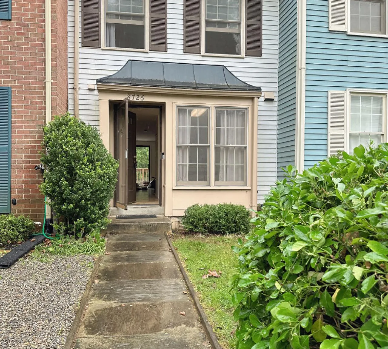 3 bed, 3.5 bath, 1320 sqft, $2,550 — Photo 1