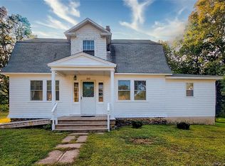 842 Taft Rd, Orange, CT 06477