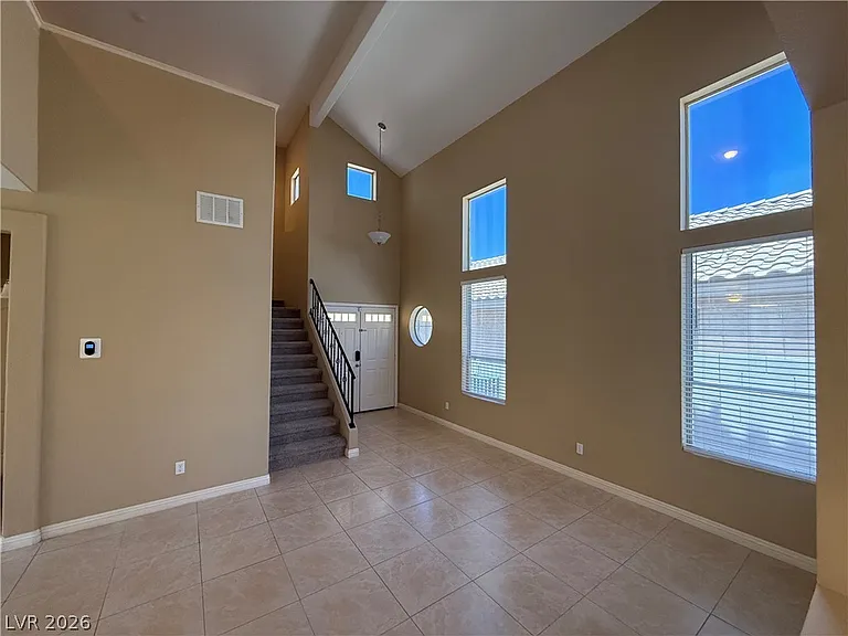 136 Serenade Ct — Photo 6