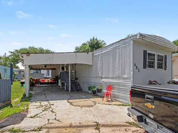7500 Elmhurst Rd #485, Des Plaines, IL 60018