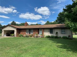 16674 S Universal Ave, Clinton, IN 47842