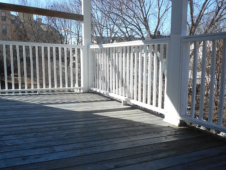 58 Lithgow St #2 — Photo 9