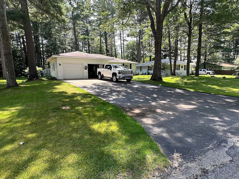2nd image of 1065 Patrick Dr