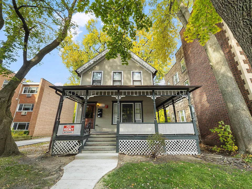 711 Emerson St #2