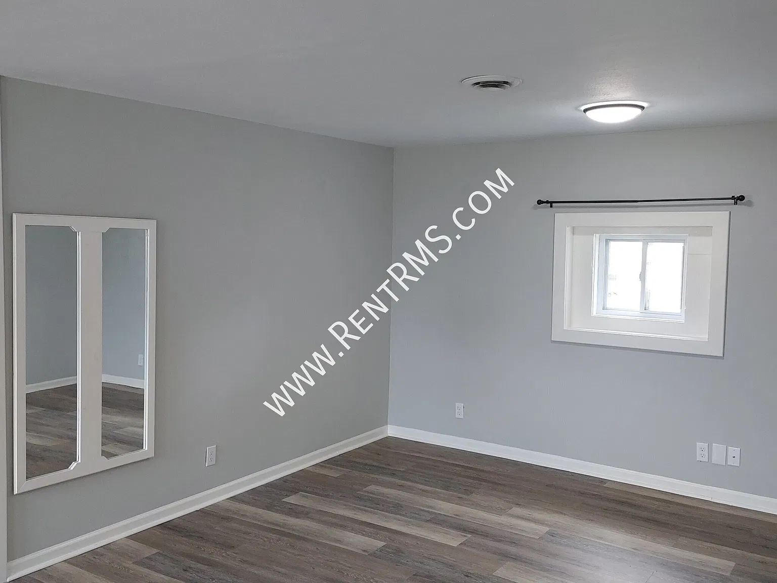 **Oskaloosa Country Living**By Appointment Only** — Photo 3