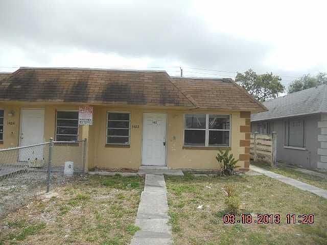 1st image of 1422 NW 8th Ave