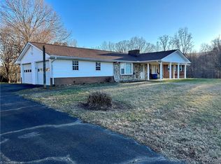 1944 Taylor Rd, Westfield, NC 27053