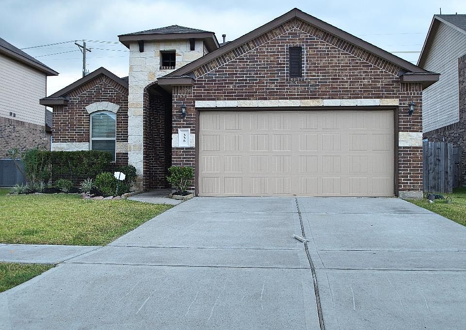 1st image of 338 Kendall Crest Dr