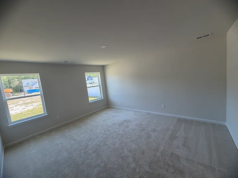 920 Jones Way — Photo 11