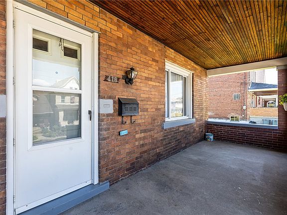 3rd image of 418 Fairmont Ave