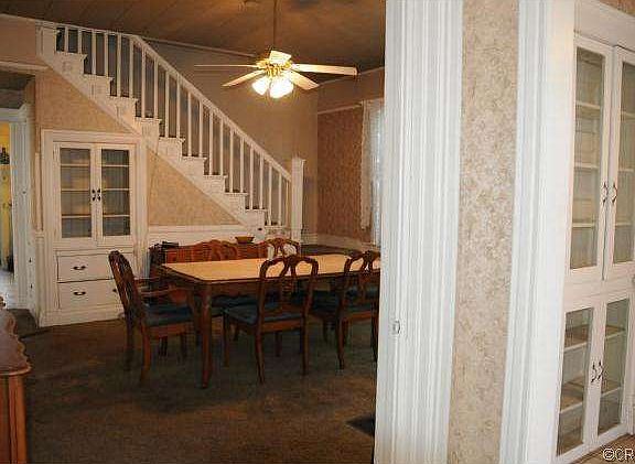 5th image of 1049 N Fries Ave