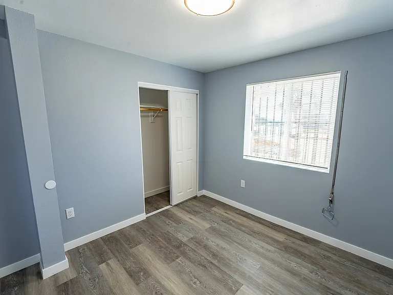 10374 Long Beach Blvd #1M — Photo 6