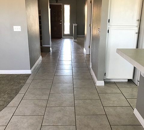 4th image of 40050 Holden Cir