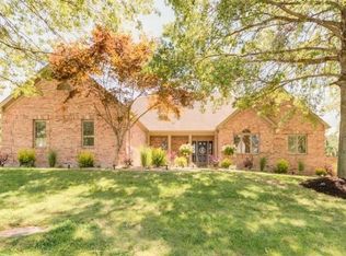 681 Clifden Dr, Weldon Spring, MO 63304