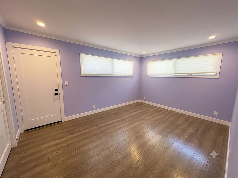 240 Walter Hays Dr — Photo 8