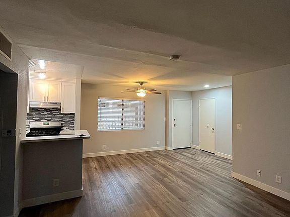5th image of 5055 Bakman Ave #C2cf7febb