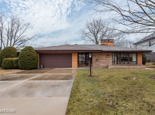 3825 Wilcox Ave, Downers Grove, IL 60515