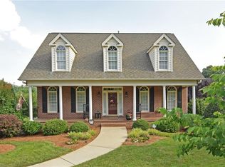 442 Paigebrook Dr, Winston Salem, NC 27106