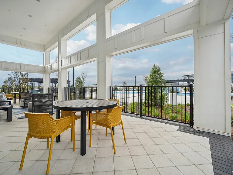 Brio Parc Apartments & Townhomes — Photo 36