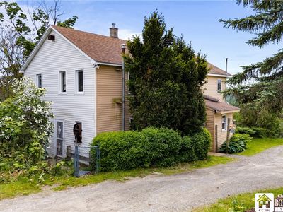 8765 Center Rd, Cassadaga, NY, 14718