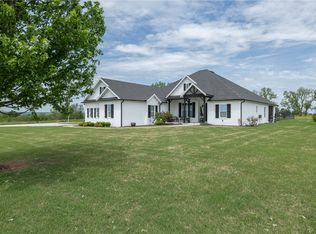 15350 Blackburn Rd, Prairie Grove, AR 72753