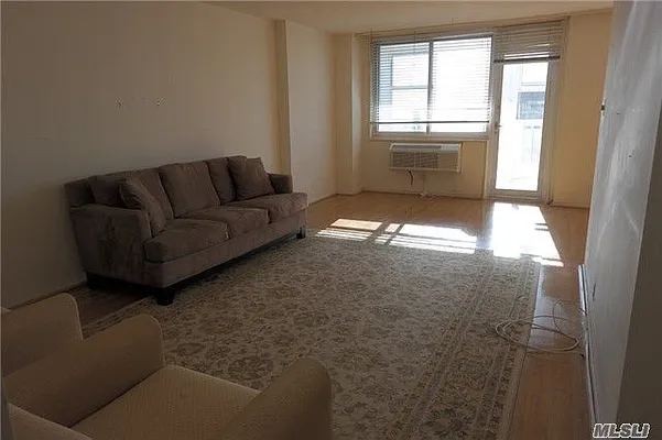 Sold by Prime Realty | media 28