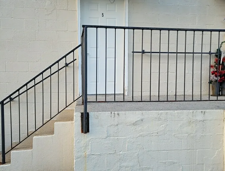 Private Entrance