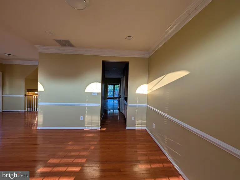 22611 Welborne Manor Sq — Photo 40