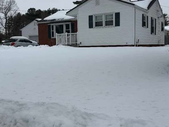 228 Acrebrook Rd, Springfield, MA 01129