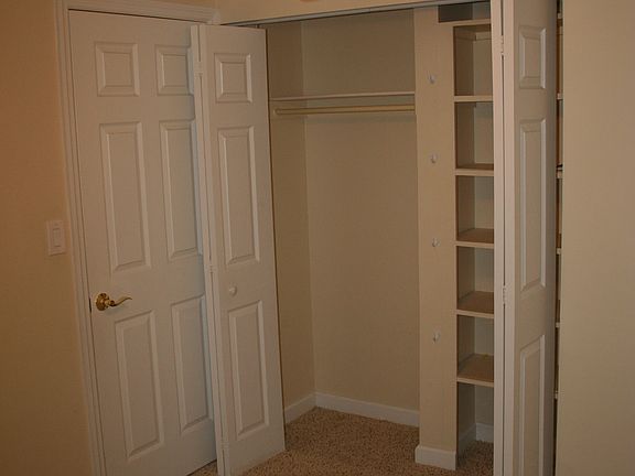 5th image of 11102 N 61st St
