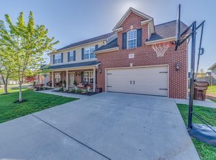6524 Gentlewinds Dr, Knoxville, TN 37931