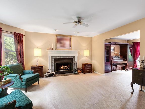 3rd image of 948 Cedar DRIVE