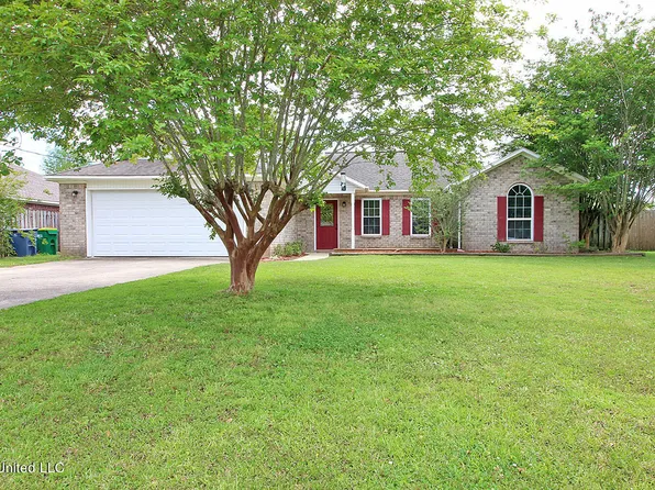 8717 Marina Ave, Ocean Springs, MS 39564