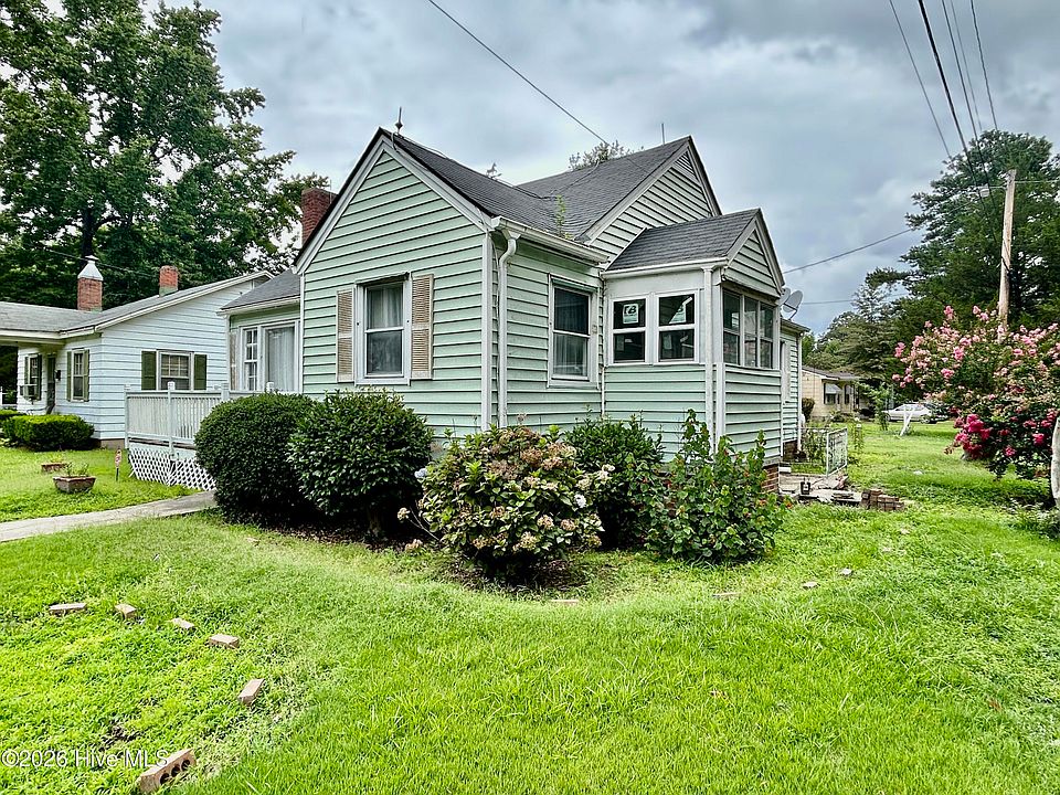 1st image of 409 E 13th Street