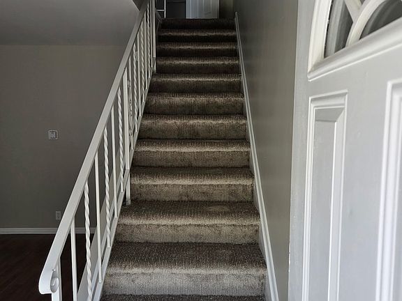 2nd image of 979 S Lake St #3