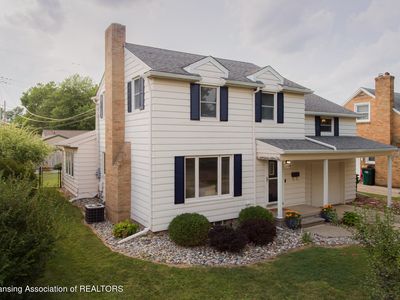 2414 Wellington Rd, Lansing, MI, 48910