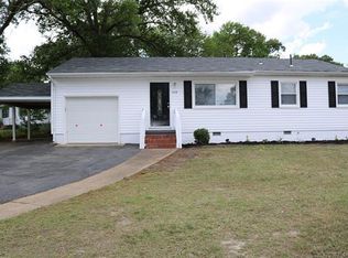 459 Deerfield Dr, Petersburg, VA 23805
