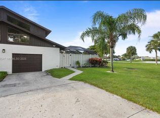 Boca Gardens, Boca Raton, FL 33496