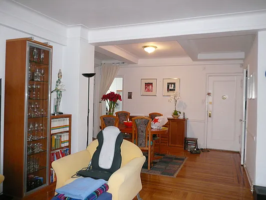 Rented by CLB Realty | media 16