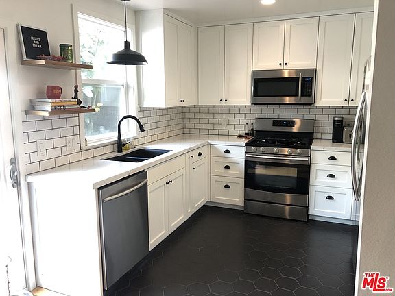 5th image of 589 N Garfield Ave APT 4